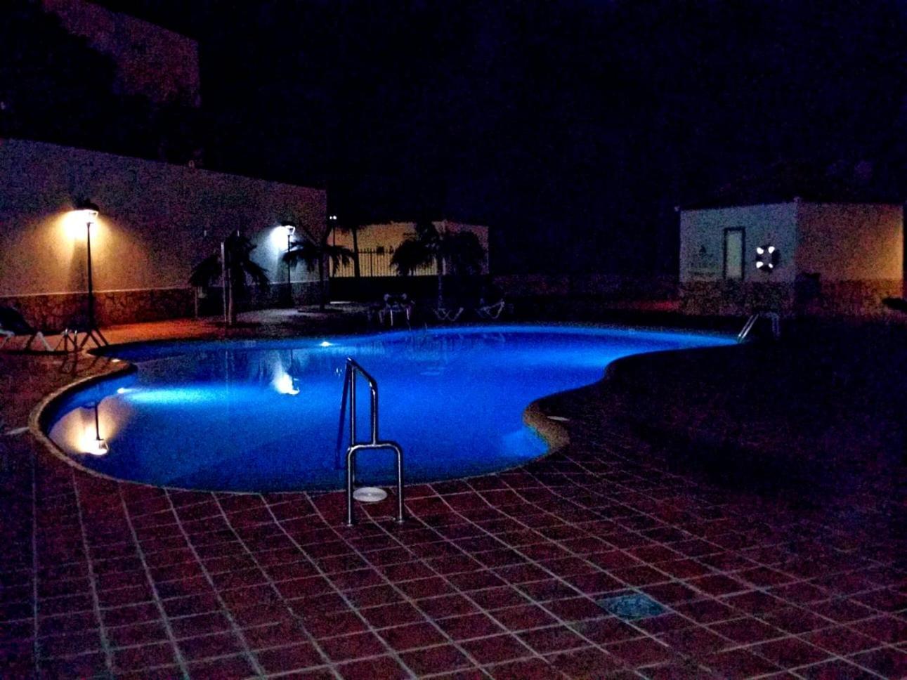 Appartement Topfloor Corner Panoramics Views & Pools *