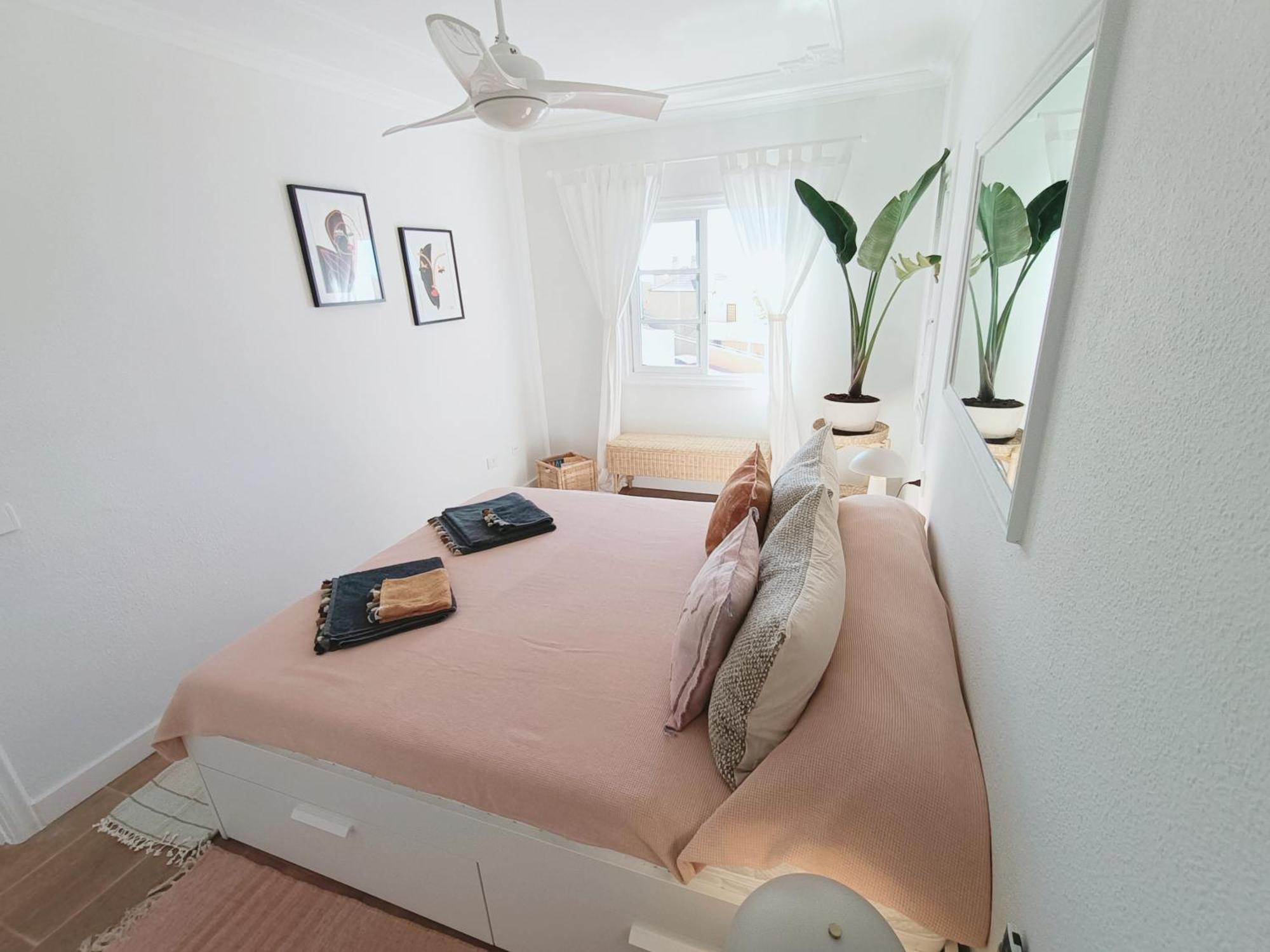 Topfloor Corner Panoramics Views & Pools Appartement