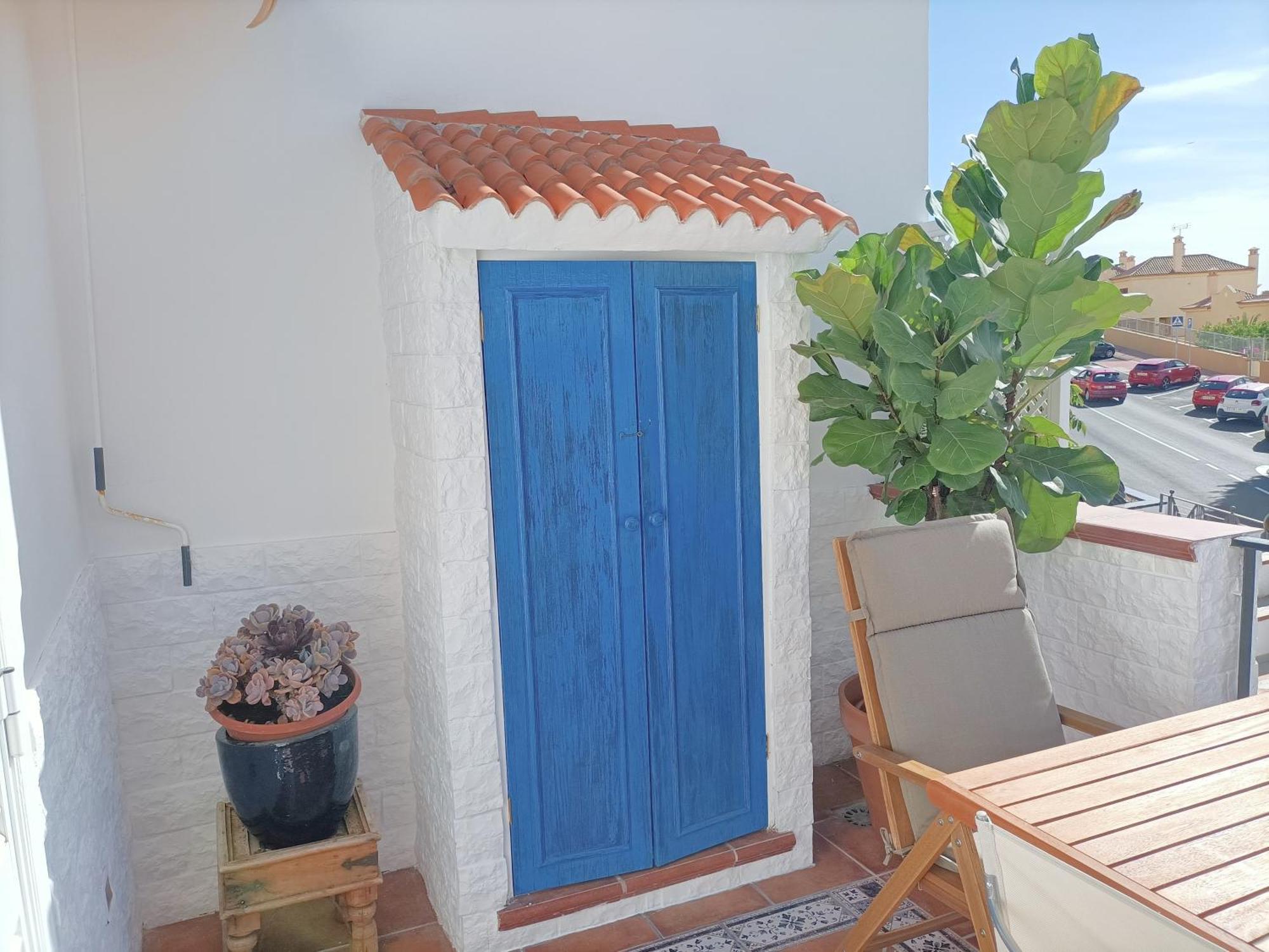 Topfloor Corner Panoramics Views & Pools Appartement *